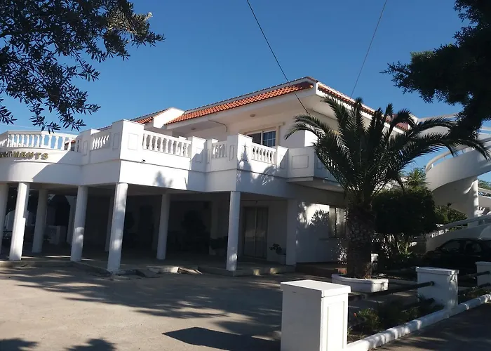 Colonial Family #3 * Faliraki