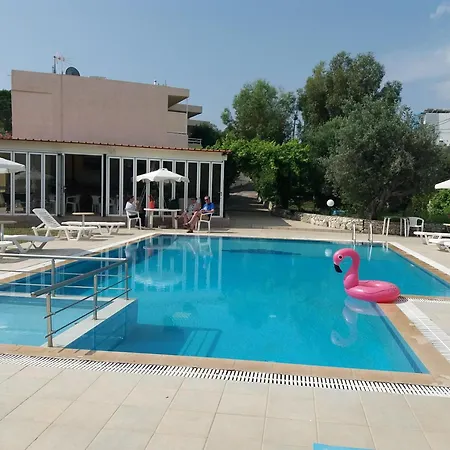 Colonial Family #3 팔리라키